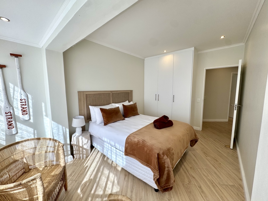 3 Bedroom Property for Sale in Waves Edge Western Cape